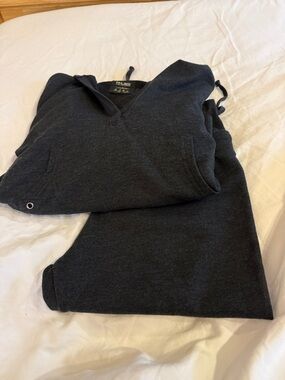 Finish Line Women's Charcoal Black Hoodie and Sweatpants Set